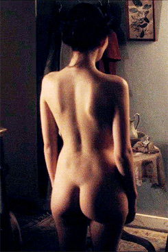 Emily-Browning-Nude